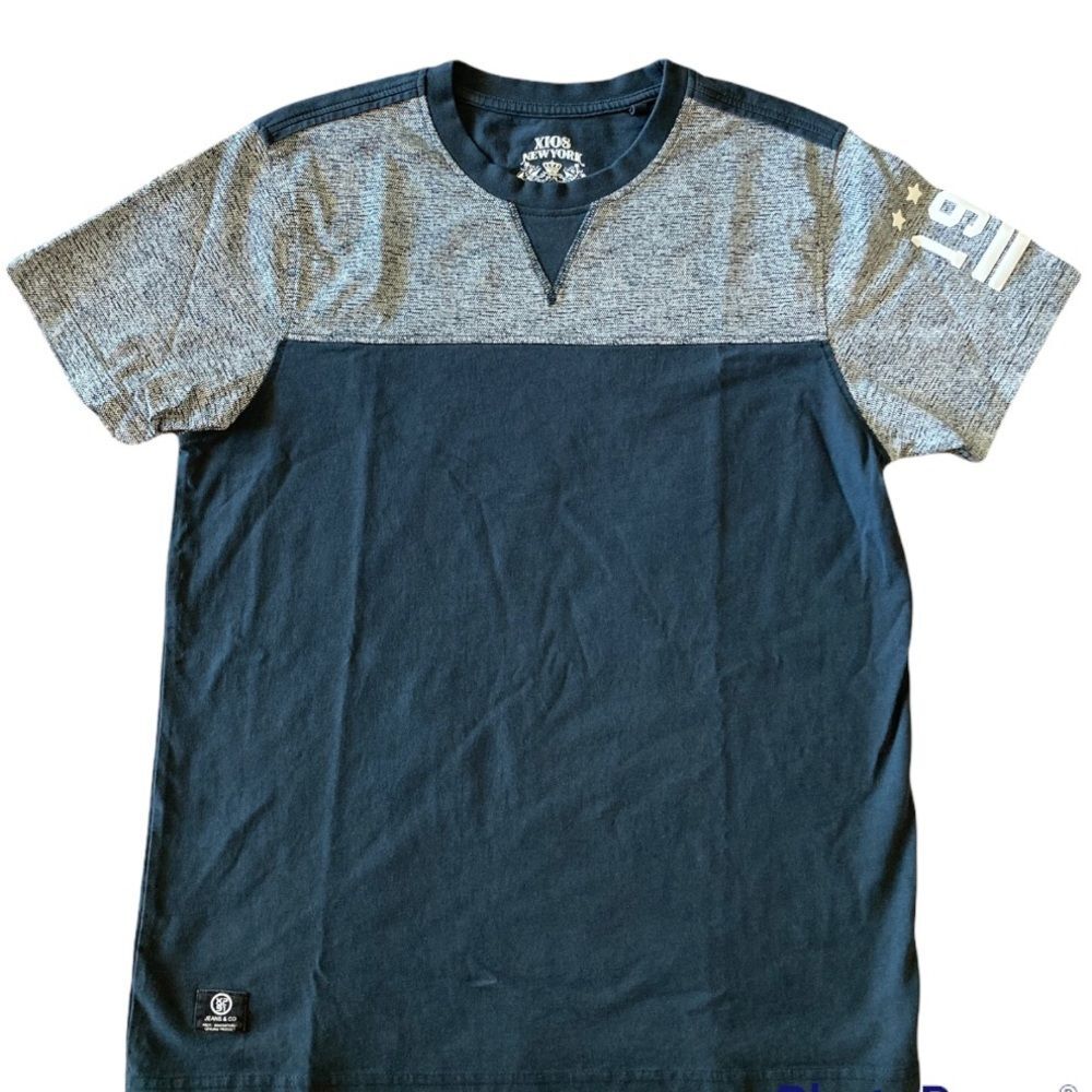 XIOS New York Men’s Size Medium T-Shirt Navy and Gray Tee Short Sleeve Crew Neck